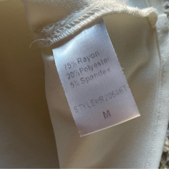 TUCKERNUCK White Miranda Off the Shoulder Blouse top chic minimalist medium - Picture 6 of 9